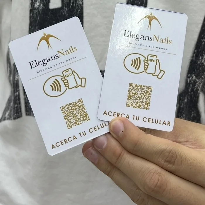 Tarjeta NFC personalizada de ElegansNails